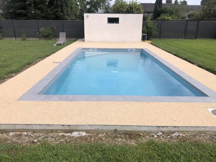 Pose de margelles pour piscine Pyrénées-Atlantiques