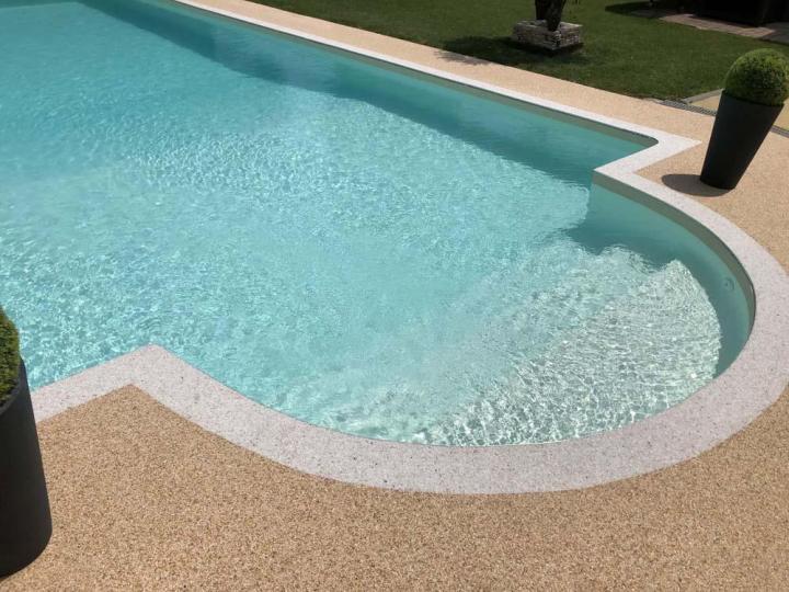 Instalación de alfombra de piedra Pyrénées-Atlantiques